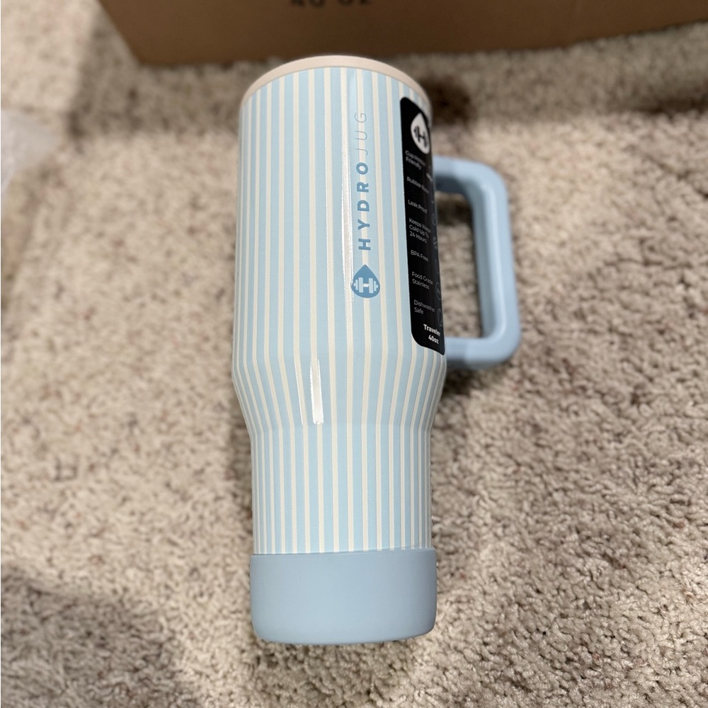 Hydrojug Traveler 40oz Cape Cod - NEW in box!
